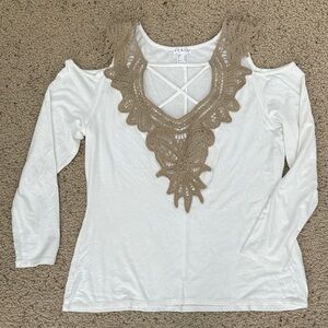 NWOT VENUS White and Tan Lace Accent Blouse